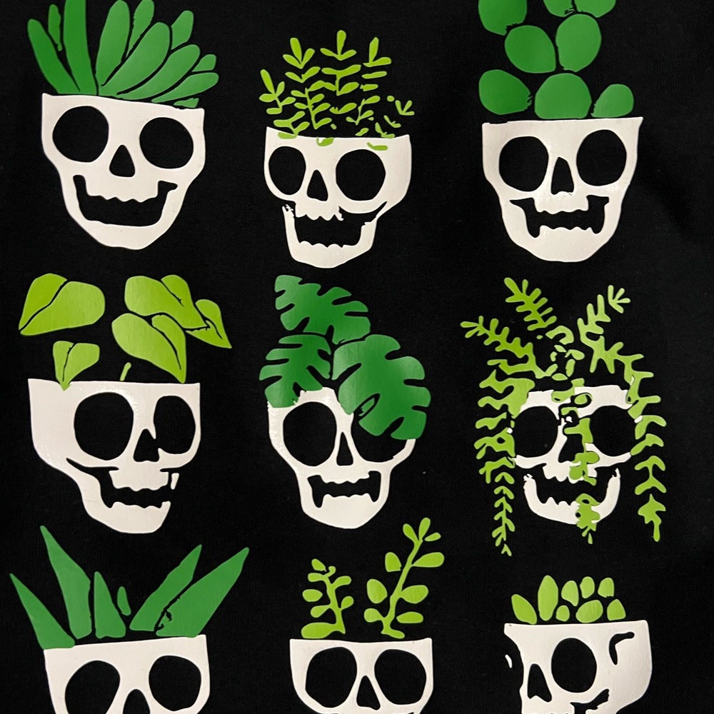 Skull & Cacti Tee